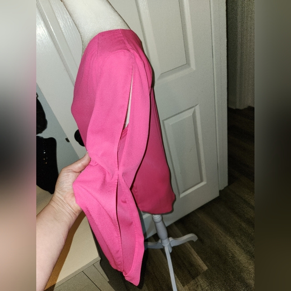 I.N.C Pink Blouse SZ S with fashion beaded earrings and bracelets - Picture 6 of 8